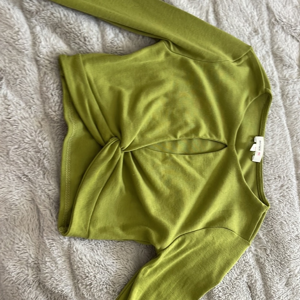 Crop top - Picture 2 of 3